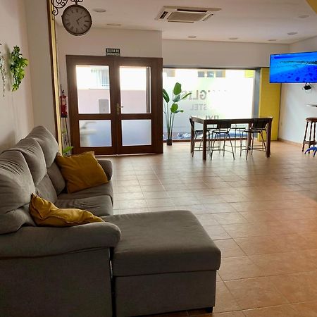 Spanglish Hostel Benidorm Luaran gambar