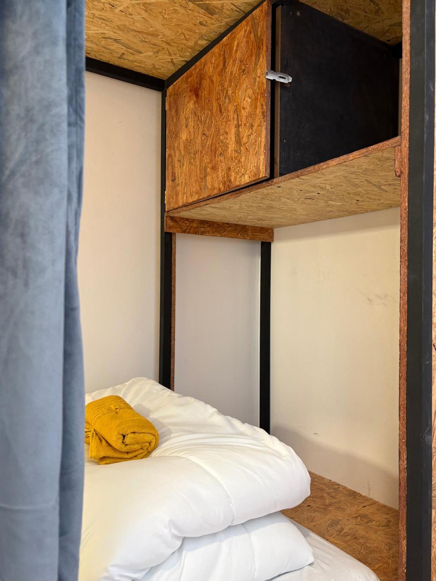 Spanglish Hostel Benidorm Luaran gambar