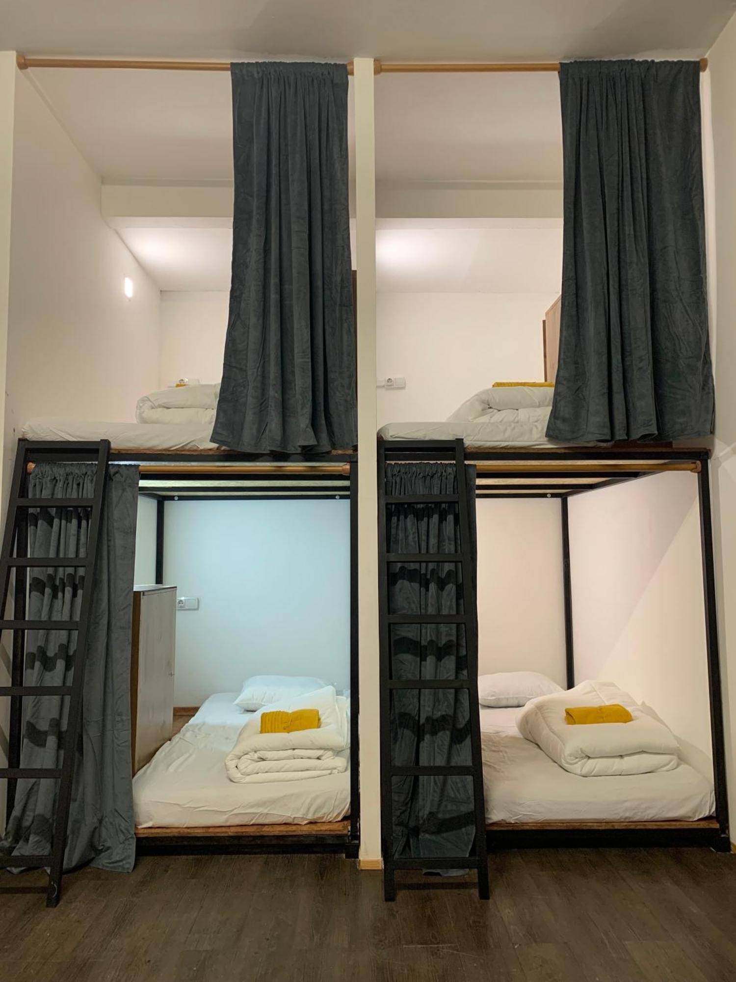 Spanglish Hostel Benidorm Luaran gambar